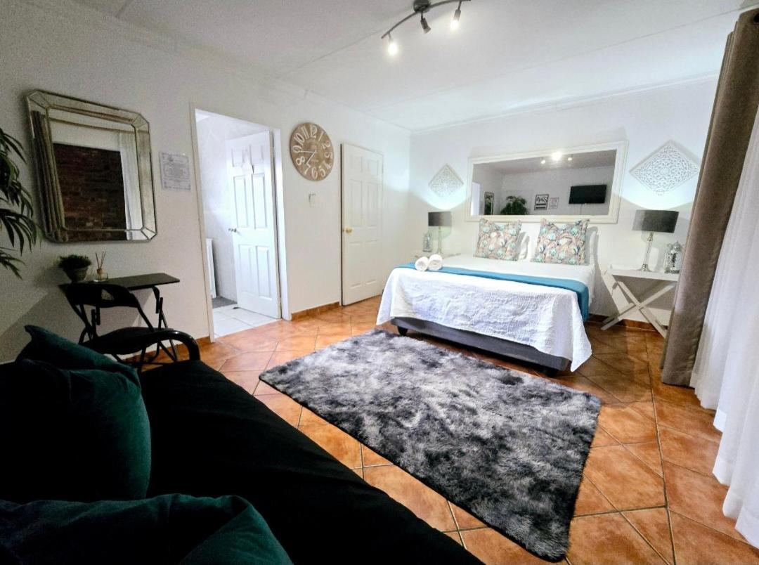 Zhantique Guest House 1- Unit 5 Boksburg Εξωτερικό φωτογραφία