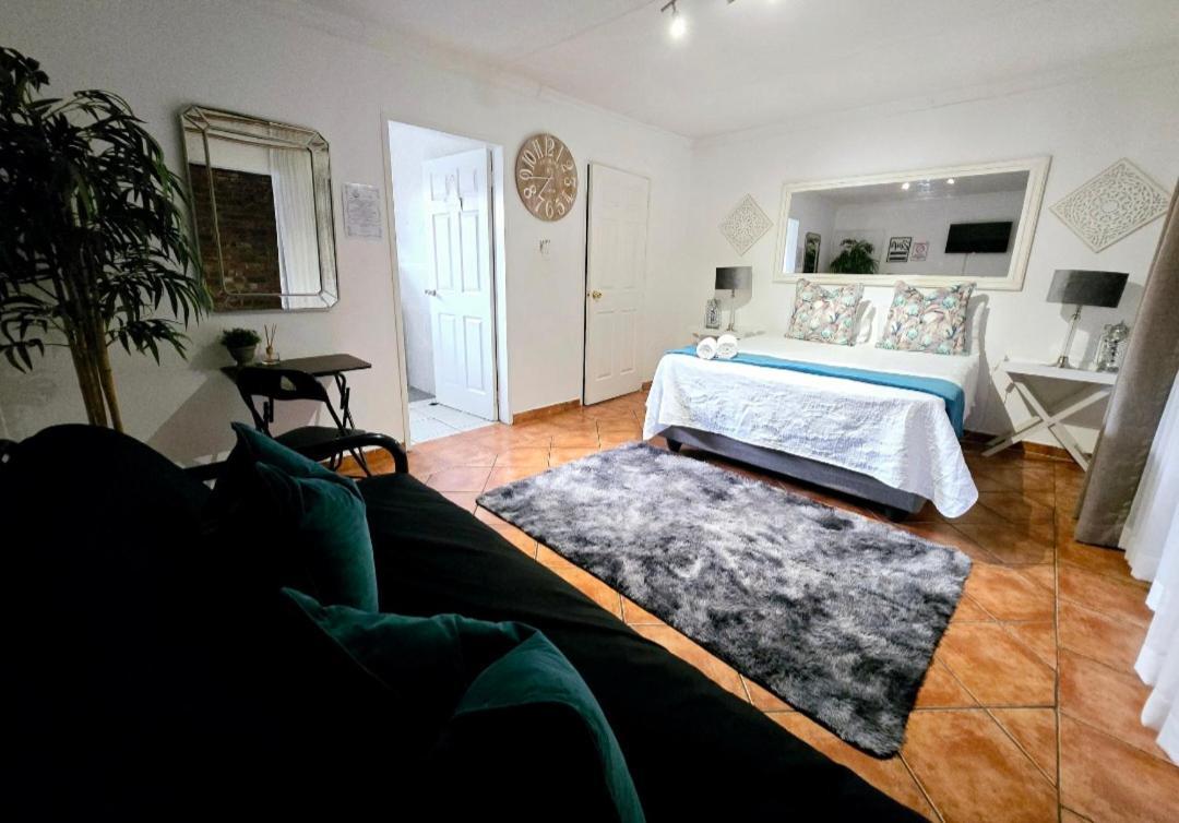 Zhantique Guest House 1- Unit 5 Boksburg Εξωτερικό φωτογραφία